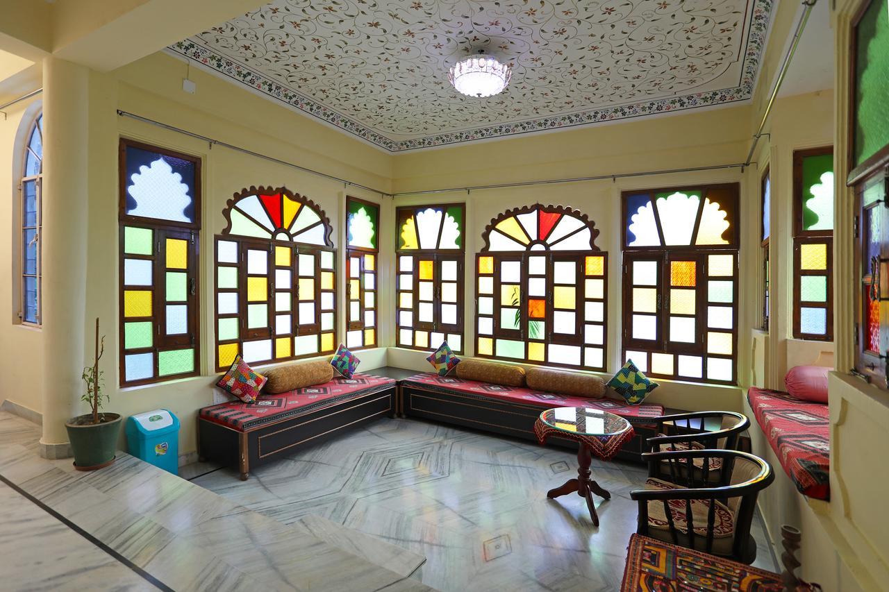 Oyo Home Heritage Near City Palace Ουνταϊπούρ Εξωτερικό φωτογραφία