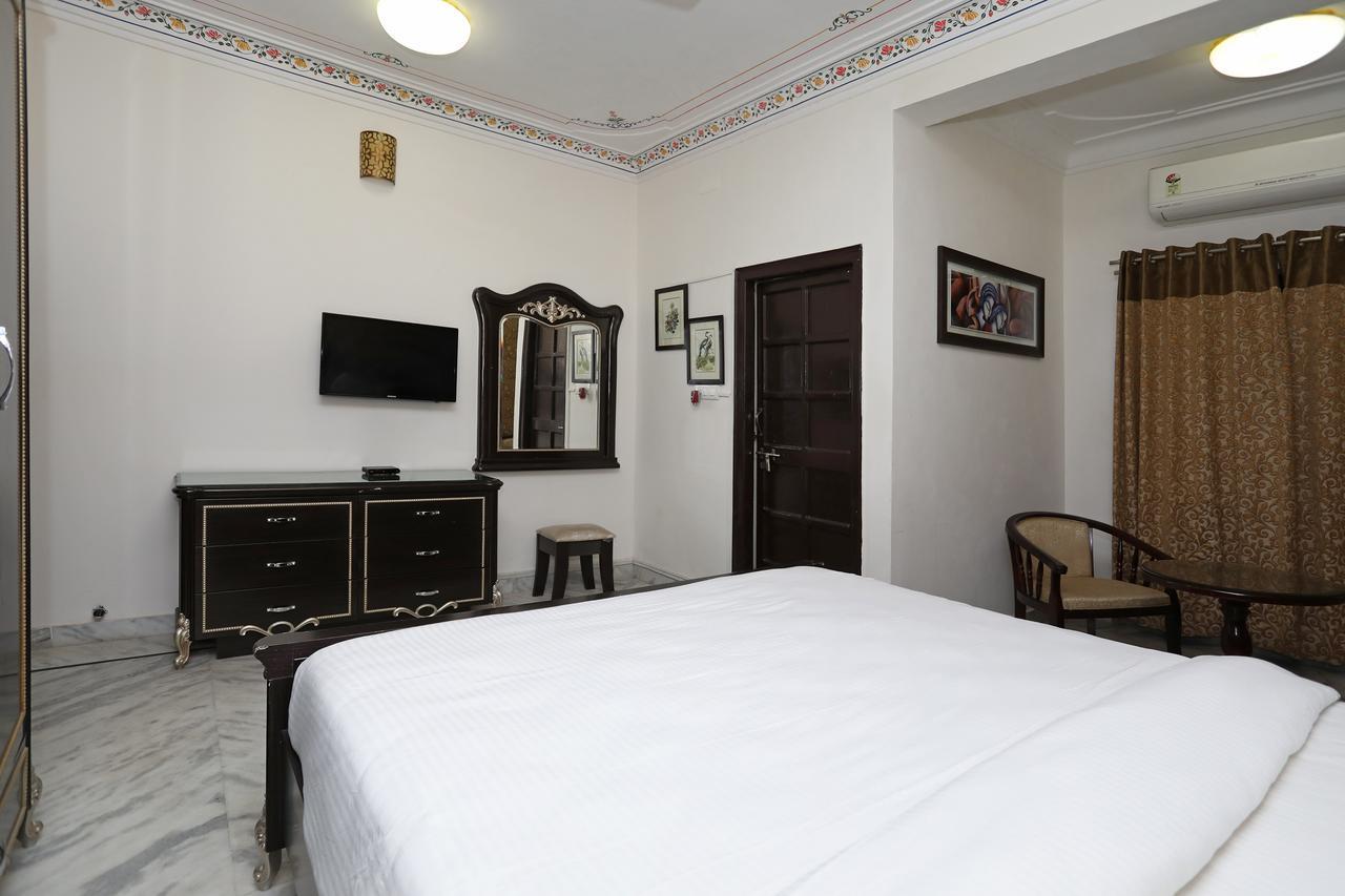 Oyo Home Heritage Near City Palace Ουνταϊπούρ Εξωτερικό φωτογραφία