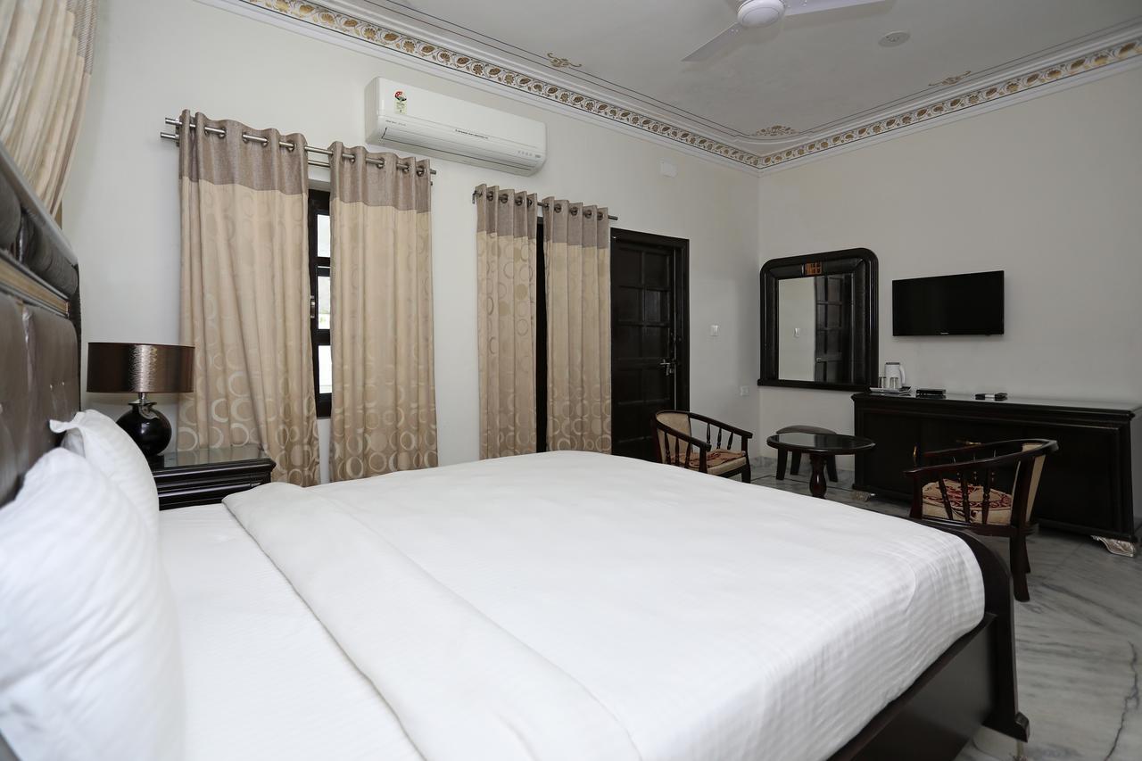 Oyo Home Heritage Near City Palace Ουνταϊπούρ Εξωτερικό φωτογραφία
